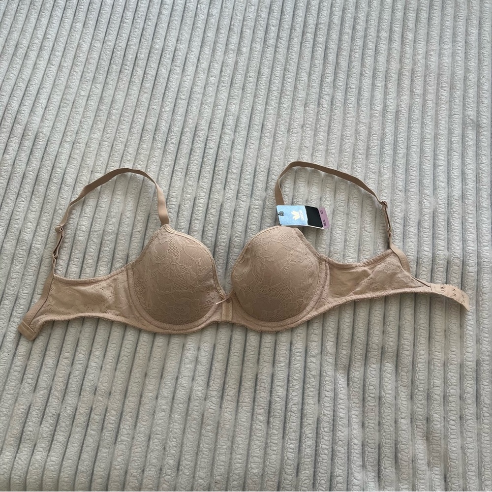 Wacoal Beige Colored Bra - Picture 3 of 9